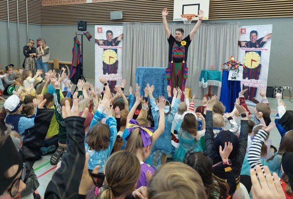 Kinderfasching von SVSW Kemnath und Kinderschutzbund war wieder ein voller Erfolg